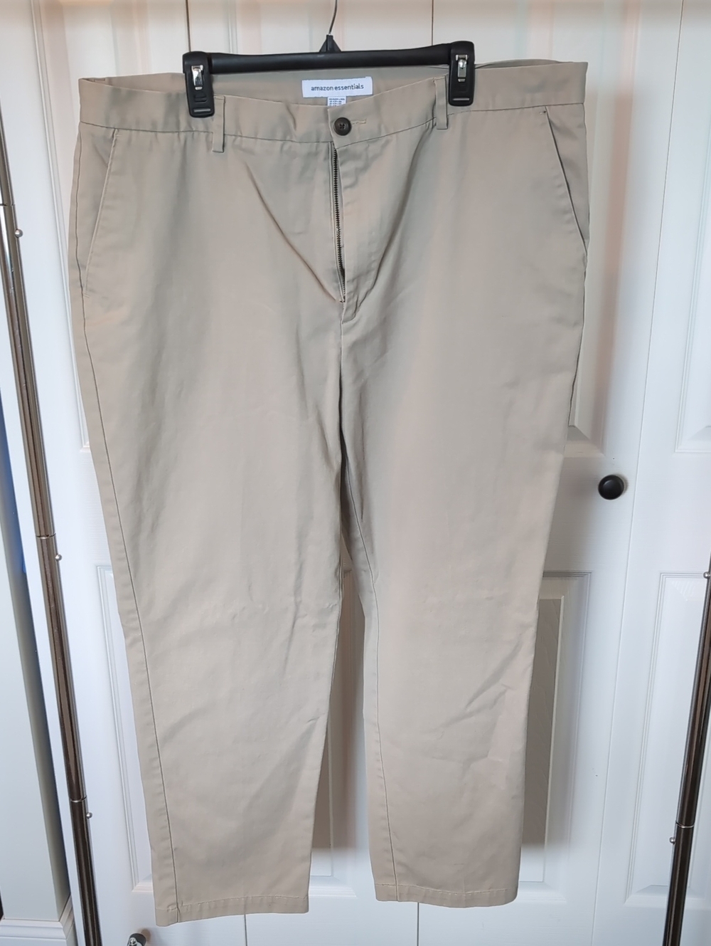 Amazon Essentials Men’s Chino Pants in Khaki Tan